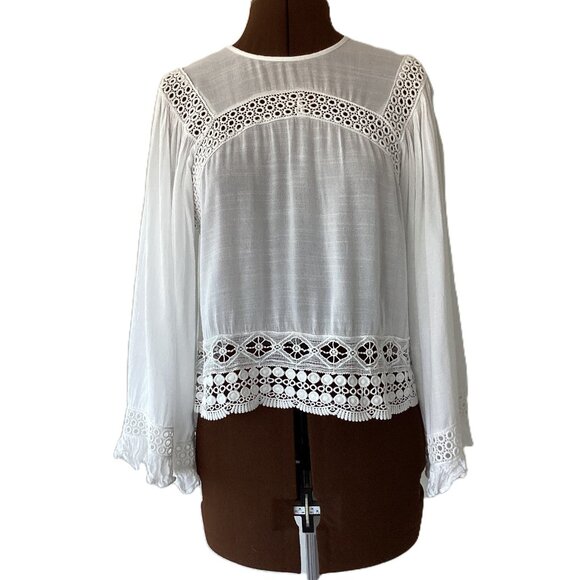 White Lace Trimmed Top with long Butterfly Sleeves - Picture 1 of 7